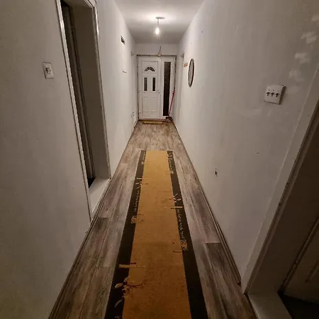 公寓 Medex Apartman *