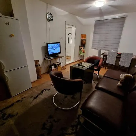 Medex Apartman *